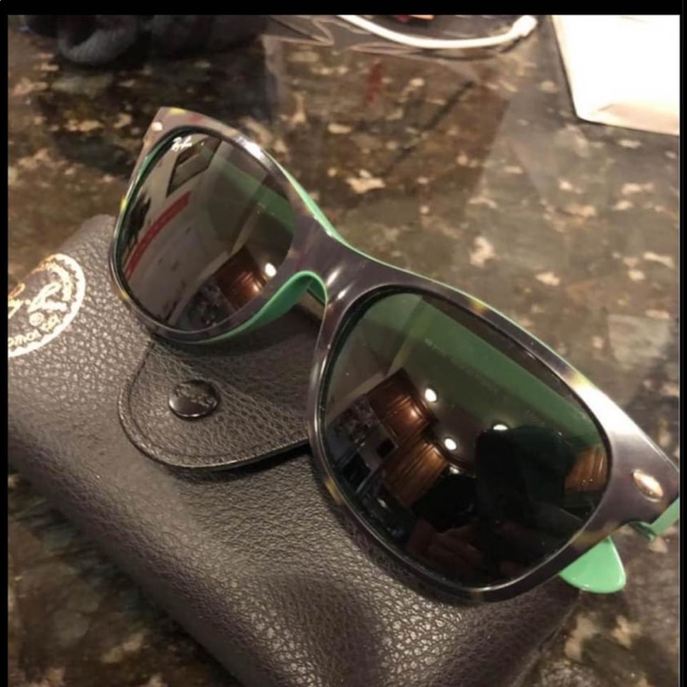 Ray Ban wayfarer sunglasses